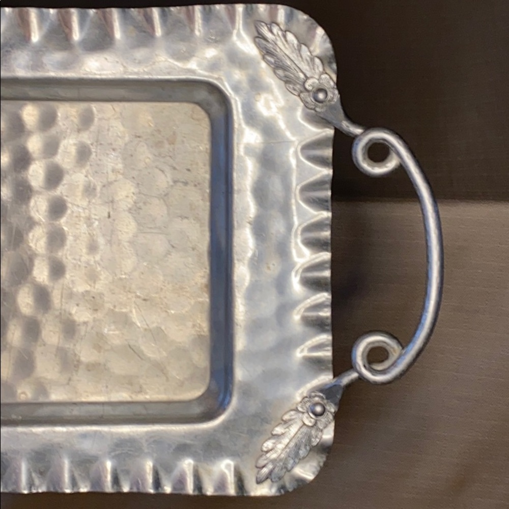 Cromwell | Hand-Wrought Aluminum Tray | Vintage - Picture 7 of 8